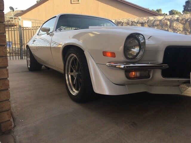 1973 Escalade White Chevrolet Camaro Coupe