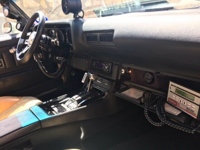 1973 Escalade White Chevrolet Camaro Coupe