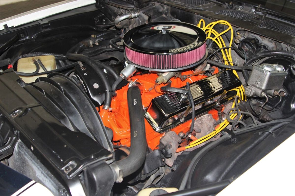 1973 White Chevrolet Camaro Coupe