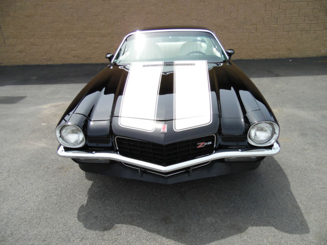 1973 Black With White Stripes Chevrolet Camaro Coupe