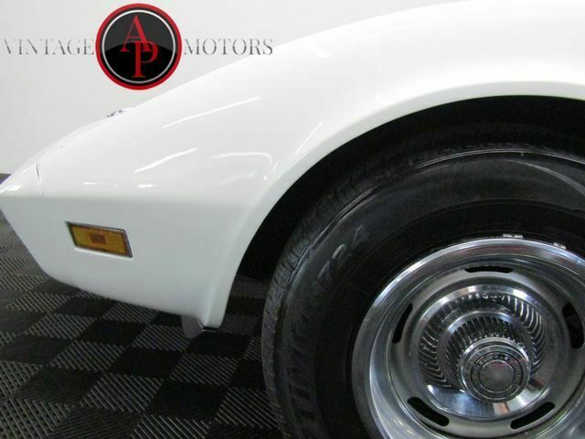 1973 White Chevrolet Corvette --