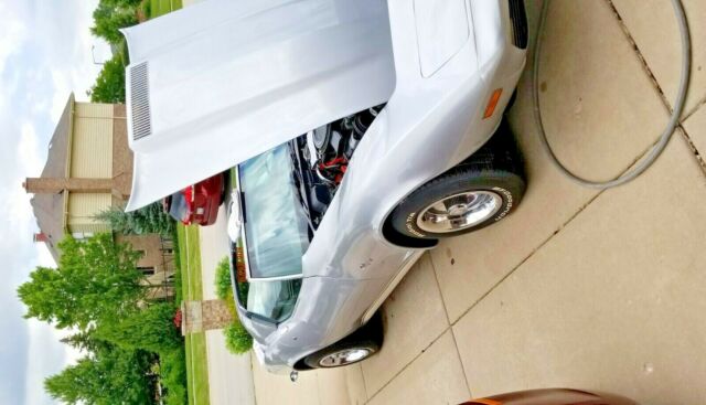 1973 Silver Chevrolet Corvette Coupe