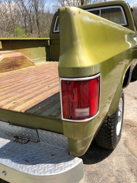 1973 Green Chevrolet C/K Pickup 2500 Cab & Chassis