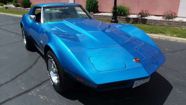 1973 Blue Chevrolet Corvette Coupe