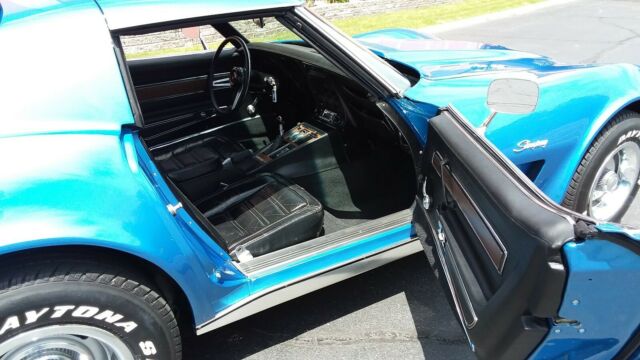 1973 Blue Chevrolet Corvette Coupe