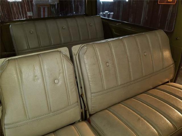 1973 Green Chevrolet Suburban SUV