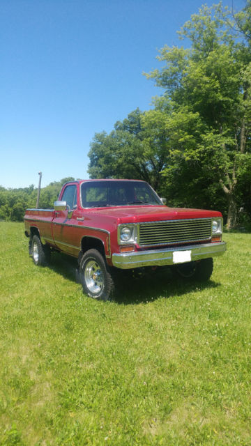 1973 Burgundy Chevrolet C/K Pickup 2500