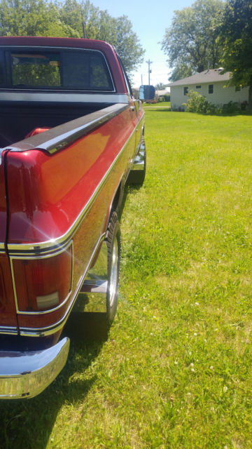 1973 Burgundy Chevrolet C/K Pickup 2500
