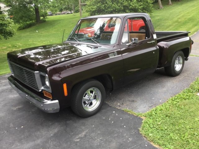 1973 Burgundy Chevrolet C-10 Short bed step side
