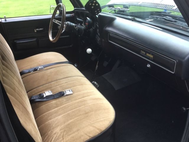 1973 Burgundy Chevrolet C-10 Short bed step side