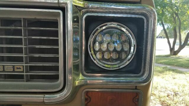 1973 Tan/White Chevrolet C-10