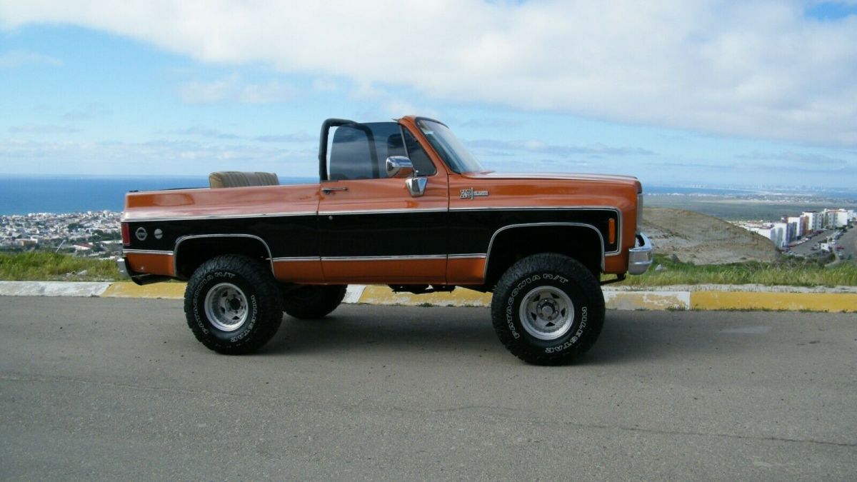 1973 Orange Yellow Chevrolet Cheyenne Truck