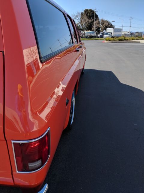 1973 Chevrolet Suburban