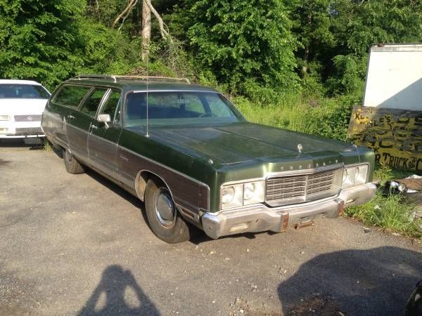 1973 Chrysler Town &- Country
