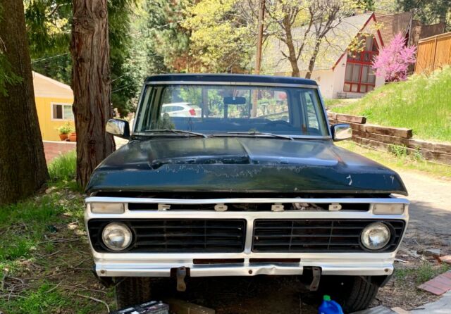 1973 Green Ford F-100 Crew Cab Pickup