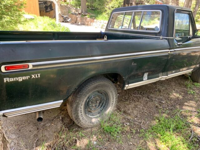 1973 Green Ford F-100 Crew Cab Pickup