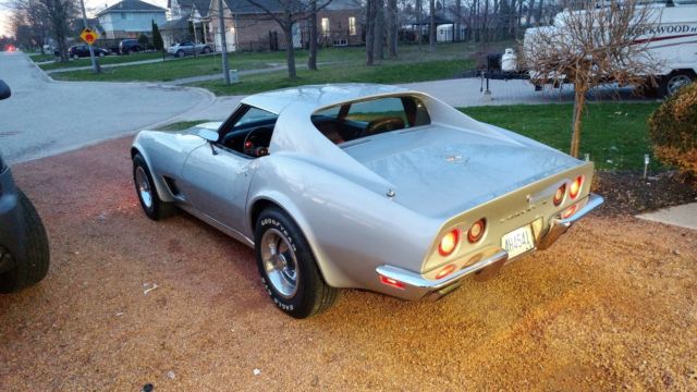 1973 silver Chevrolet Corvette Coupe