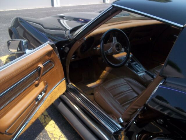 1973 Black Chevrolet Corvette stringray