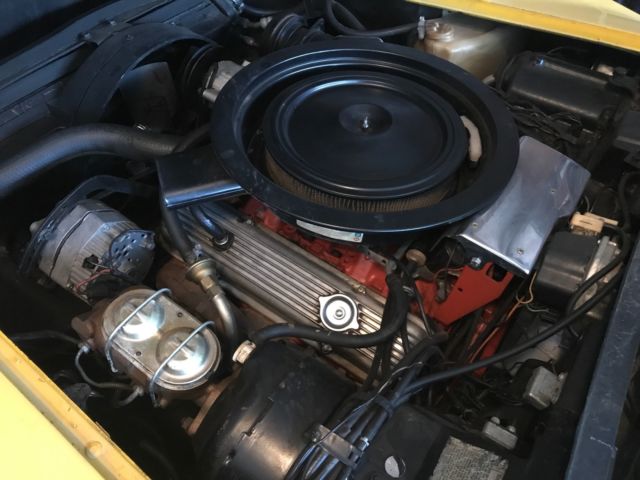 1973 Yellow Chevrolet Corvette Coupe