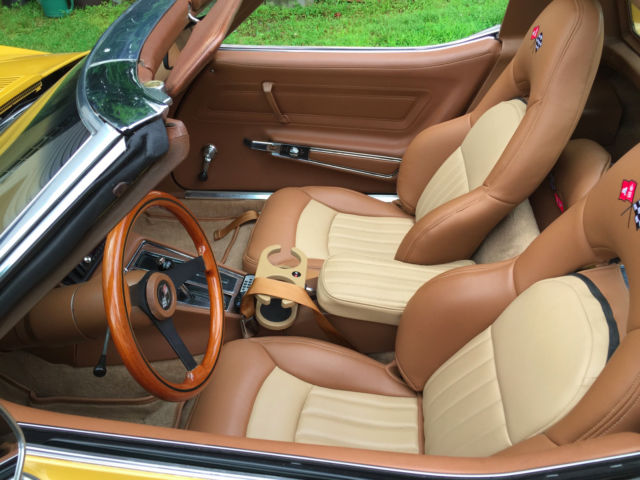 1973 Metalic Gold Chevrolet Corvette Coupe