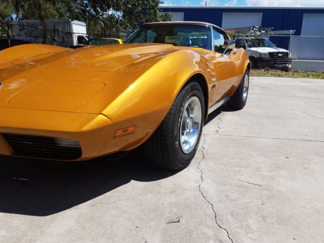 1973 Gold Chevrolet Corvette Coupe