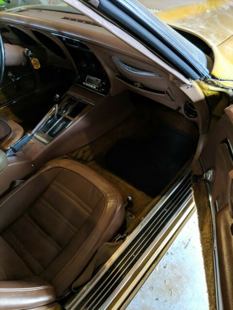 1973 Gold Chevrolet Corvette Fastback