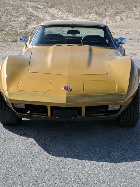 1973 Gold Chevrolet Corvette Fastback