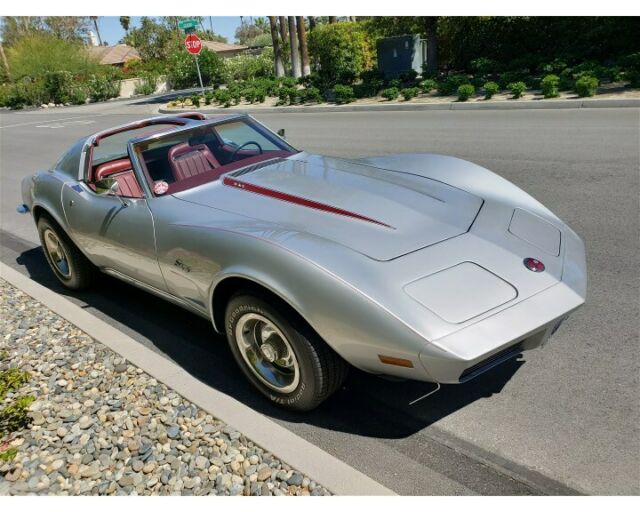 1973 Silver Chevrolet Corvette Coupe