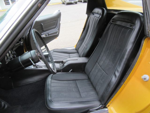 1973 Yellow Chevrolet Corvette Coupe