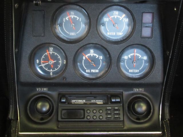 1973 Yellow Chevrolet Corvette Coupe