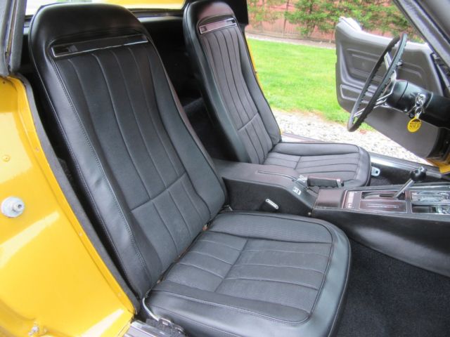 1973 Yellow Chevrolet Corvette Coupe