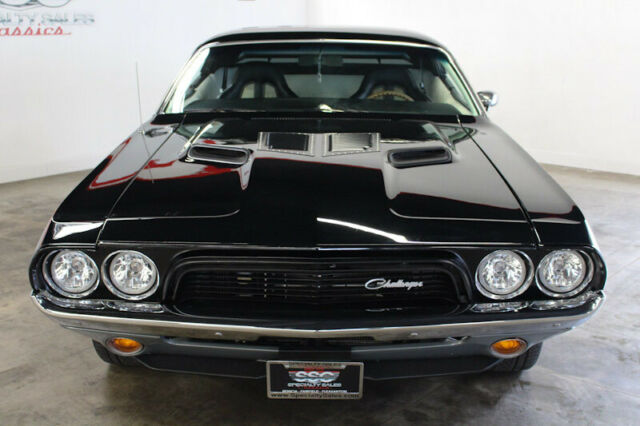 1973 Silver Dodge Challenger Coupe