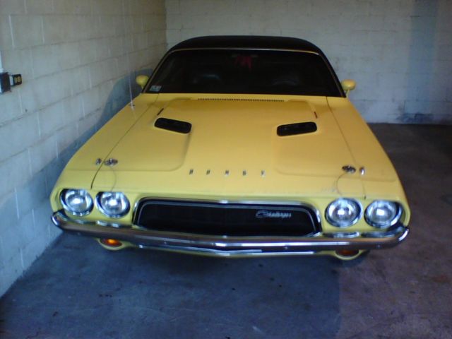 1973 Yellow Dodge Challenger