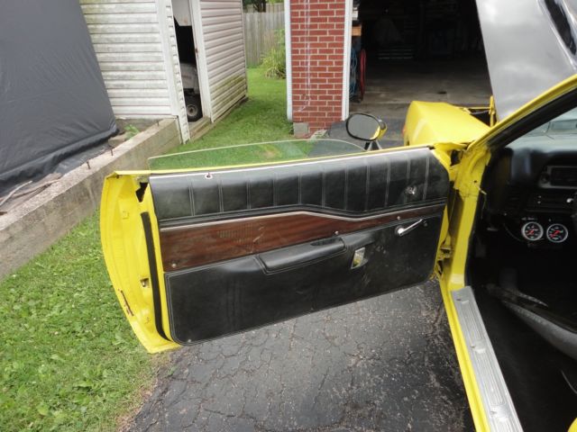 1973 Yellow Dodge Charger Coupe