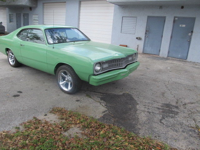 1973 Red Dodge Dart Coupe