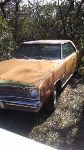 1973 Gold Dodge Dart Coupe