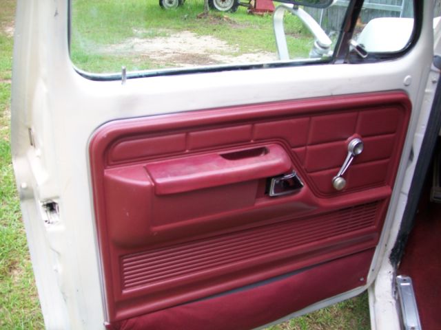 1973 IVORY Ford F-100 SWBASE
