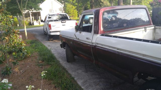 1973 White Ford F-100