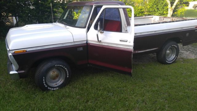 1973 White Ford F-100