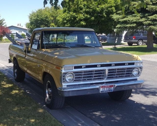 1973 yellow Ford F-250 Pick Up