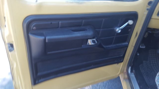 1973 yellow Ford F-250 Pick Up