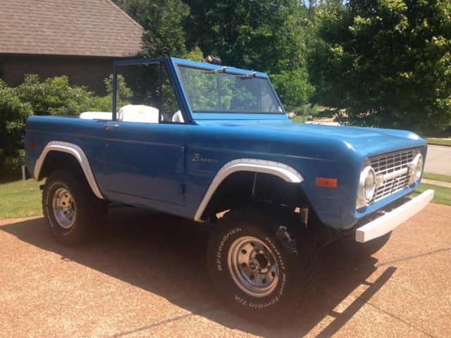 1973 Blue Ford Bronco