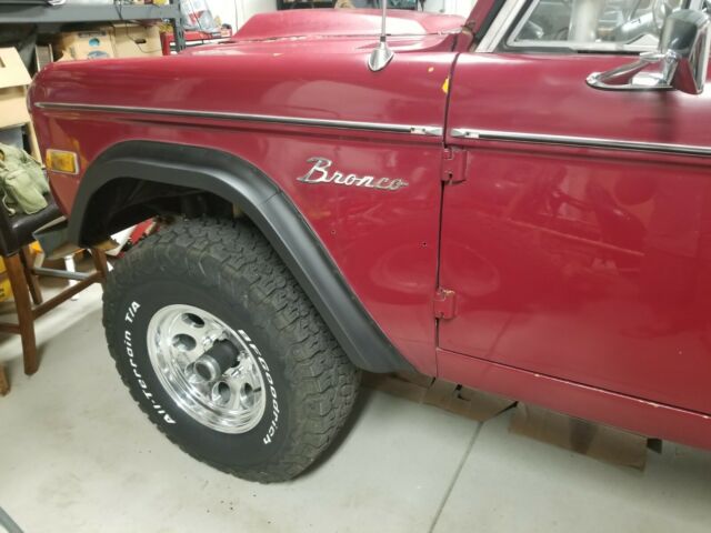 1973 Burgundy Ford Bronco SUV