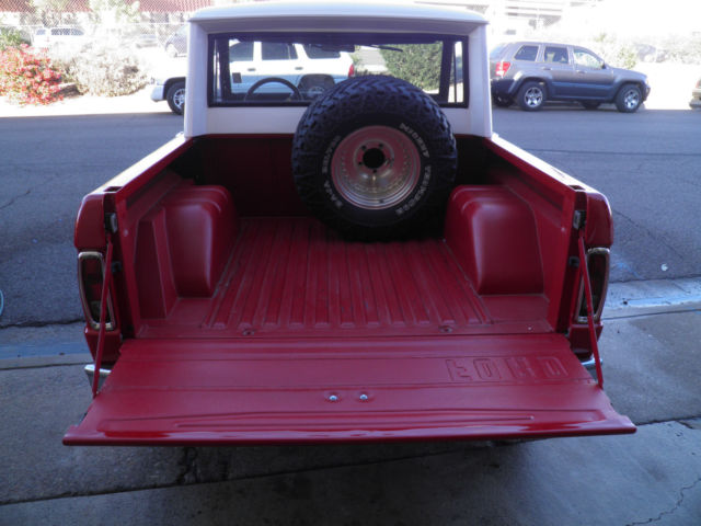 1973 Red Ford Bronco SUV