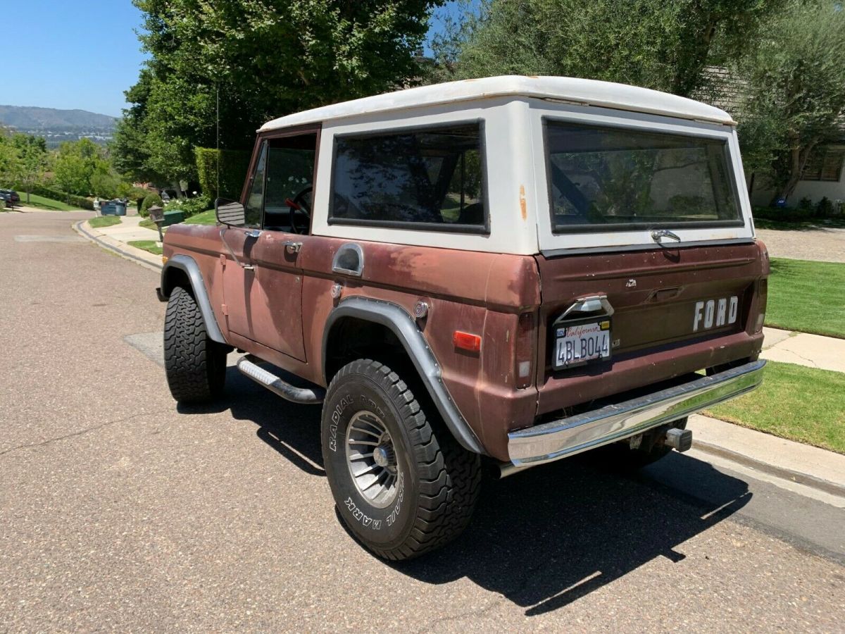 1973 Red Ford Bronco Coupe