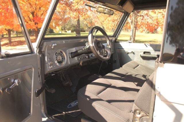 1973 Steel grey Ford Bronco Half cab