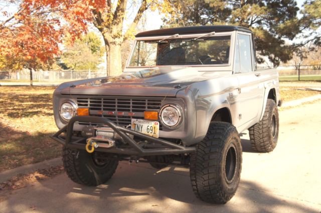 1973 Steel grey Ford Bronco Half cab
