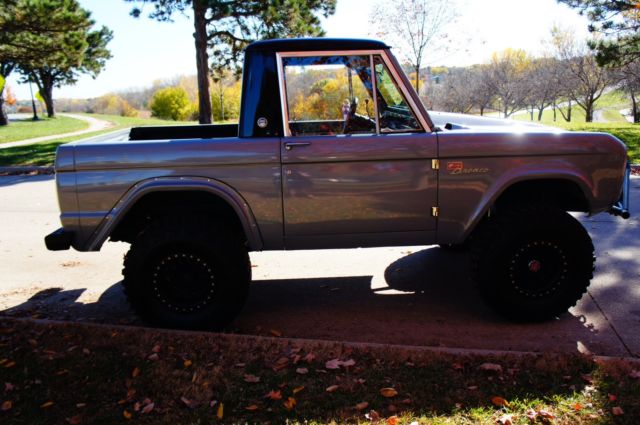 1973 Steel grey Ford Bronco Half cab