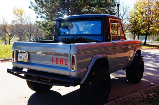 1973 Steel grey Ford Bronco Half cab