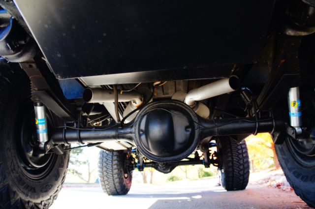 1973 Steel grey Ford Bronco Half cab